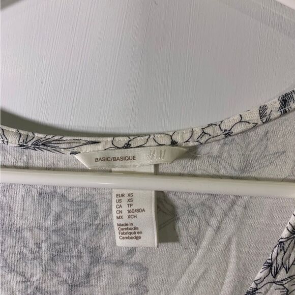 H&M XS‎ White Floral Jersey Dress - Picture 4 of 5